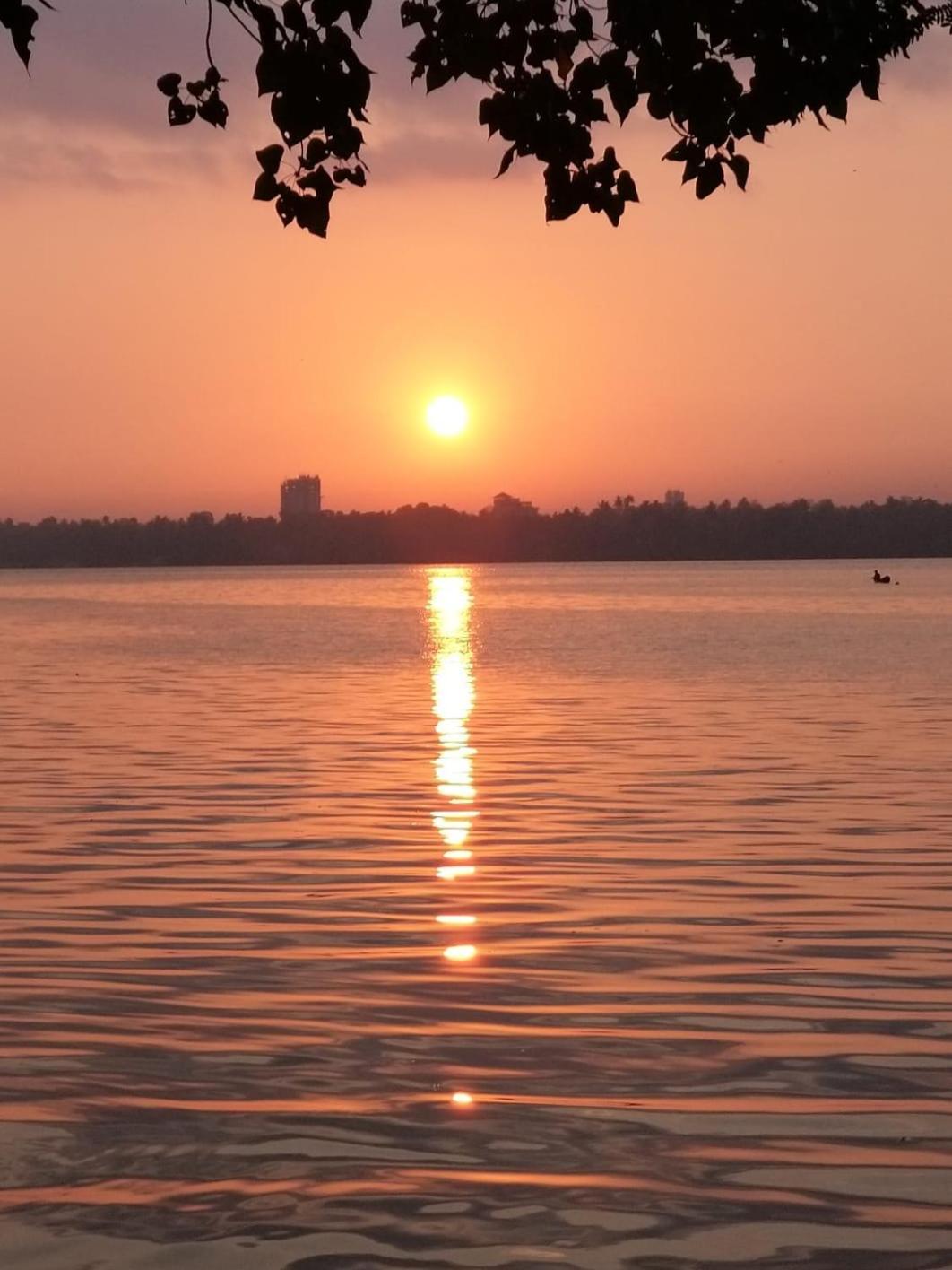 Ashtamudi Villa Kollam Luaran gambar